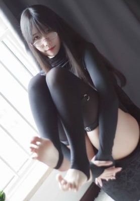 老师的丰满大乳奶